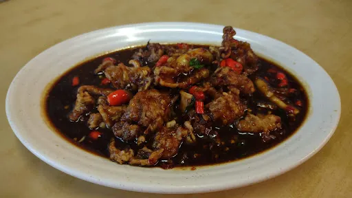 Jio Ba Restoran — dish