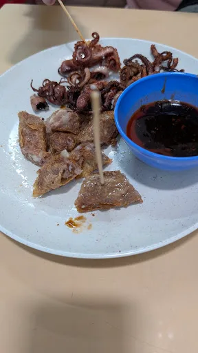 Joo Hooi Cafe Loh Bak — signature dish