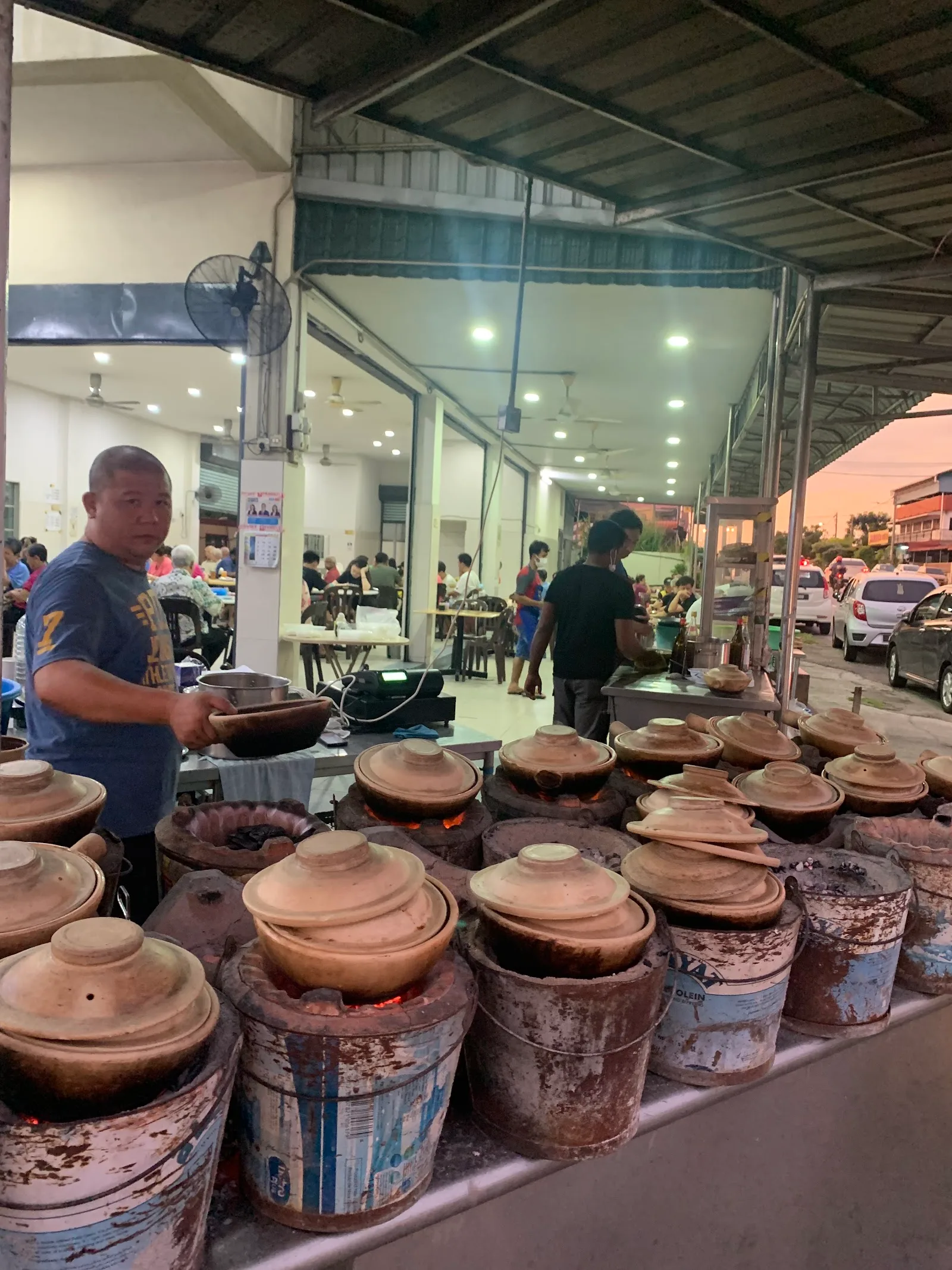 K10 Claypot Chicken Rice — exterior