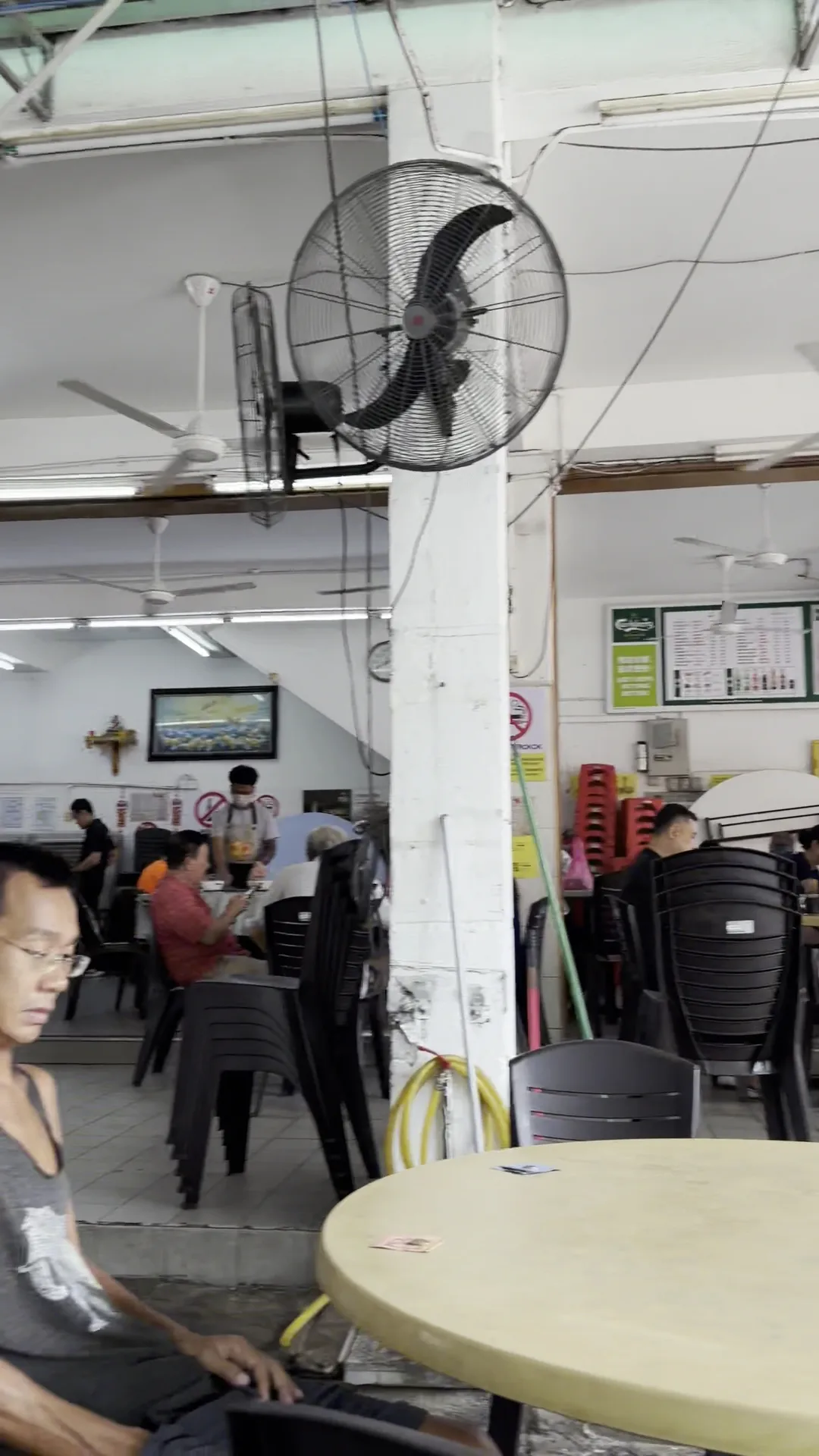 Kafe 2828 Beef Noodles — interior