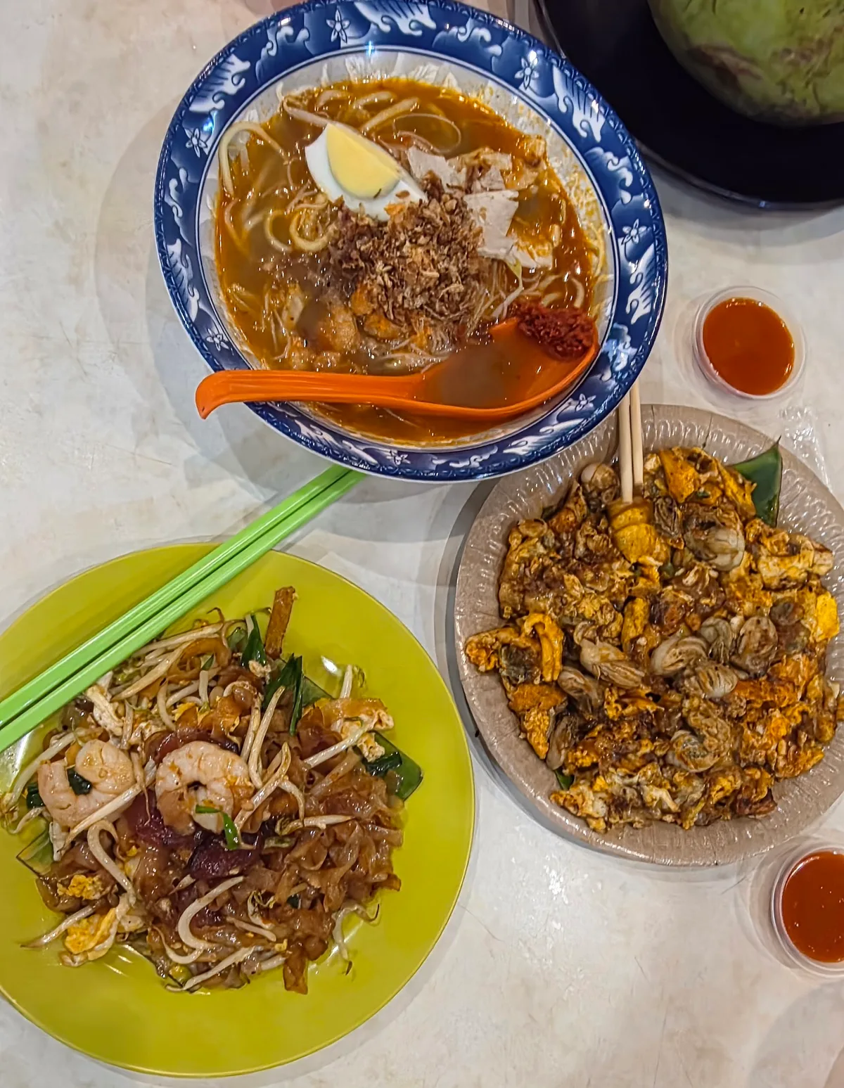 Keat Hoe Coffee Shop Tom Yam Meehoon — signature dish