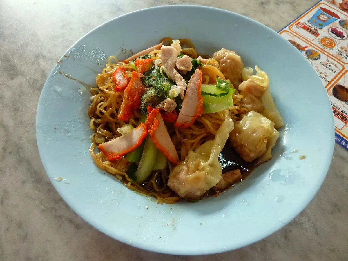 Beef noodle with vegetables