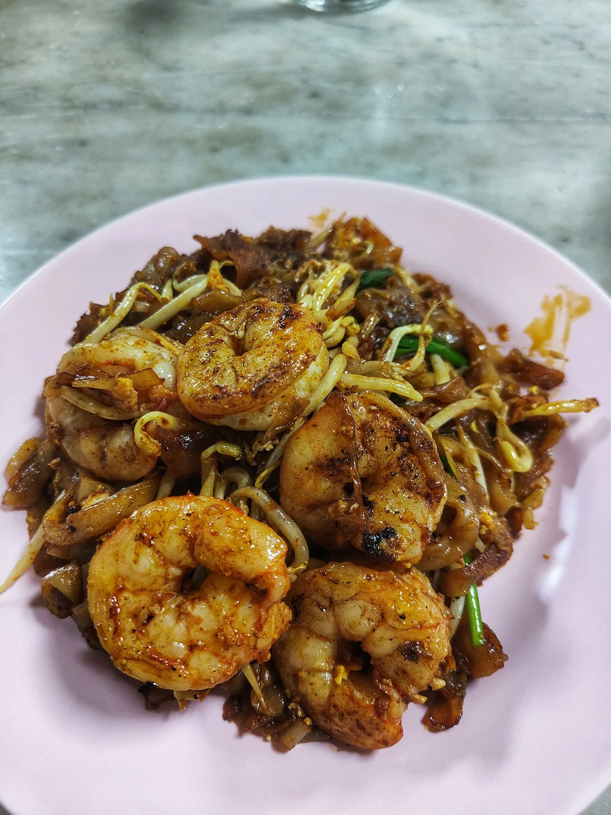 Char koay teow with prawns