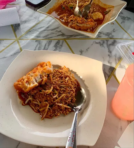 Kedai Meggi Mak Lang Paya Keladi — dish