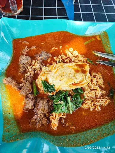 Kedai Meggi Mak Lang Paya Keladi — dish