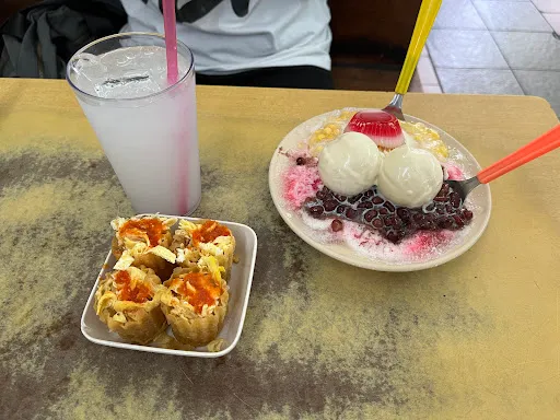 Kek Seng Ice Kacang — dish