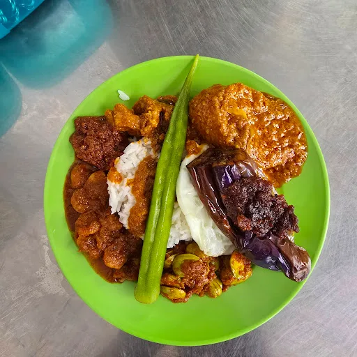 Kheng Pin Cafe (Loh Bak Stall) — signature dish