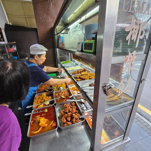 Kheng Pin Cafe (Loh Bak Stall) — signature dish