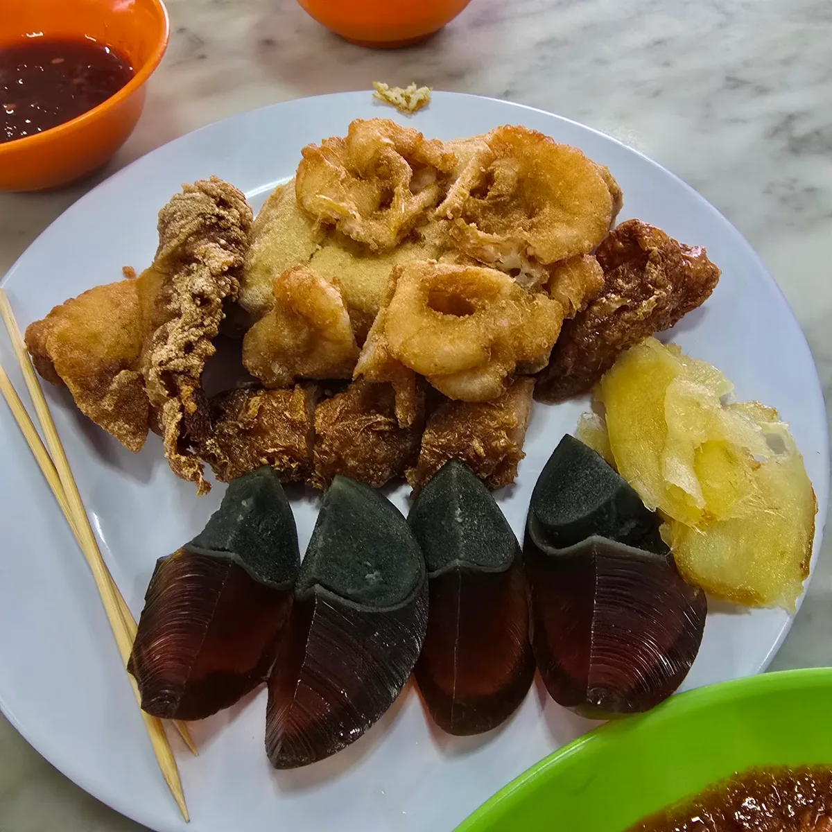 Loh bak with century egg