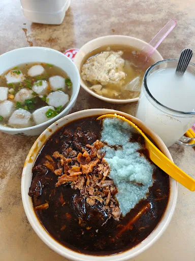 Kim Leng Loh Mee — signature dish