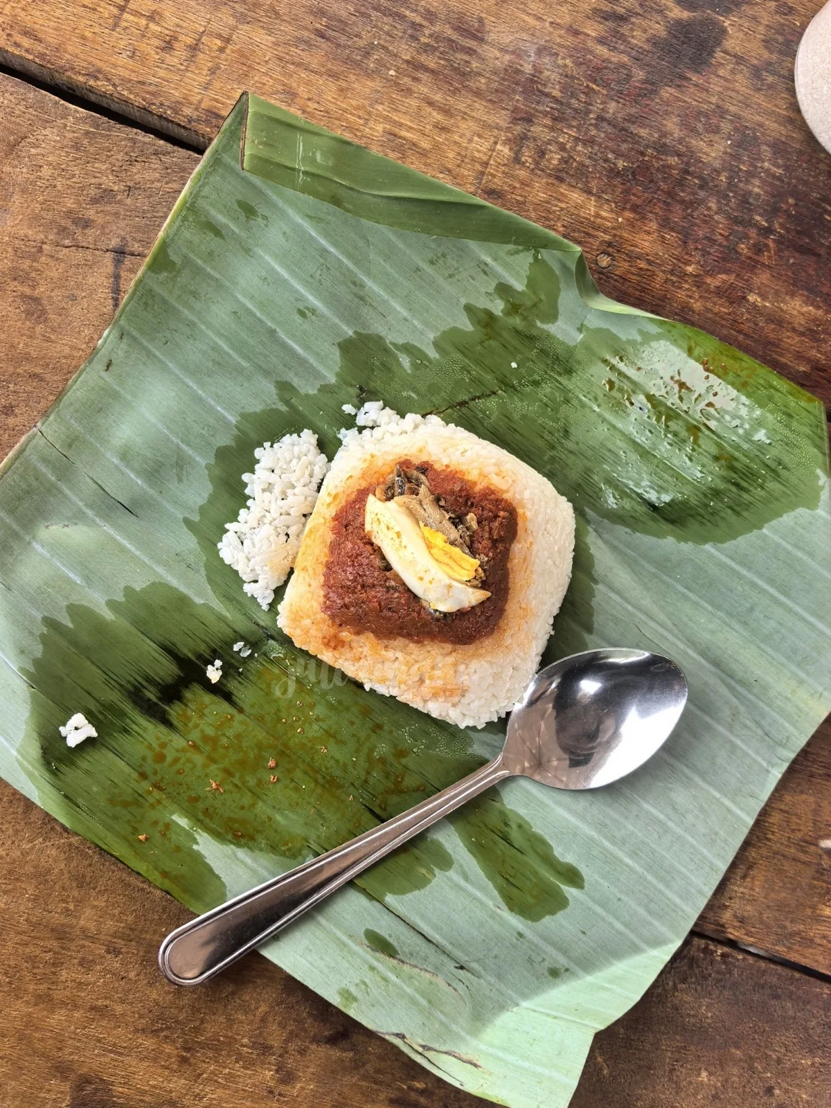 Nasi lemak on banana leaf