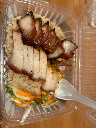 Kou Shui Ya Roasted Delights — dish