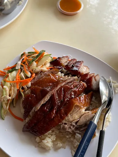 Kou Shui Ya Roasted Delights — dish