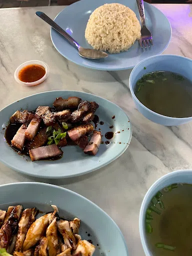 Kowloon Hainan Chicken Rice Stall (九龍海南雞飯) — signature dish