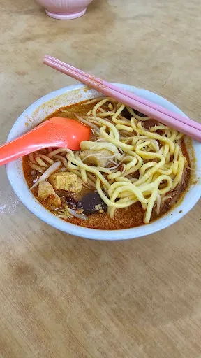 Kuantan Road Curry Mee — signature dish