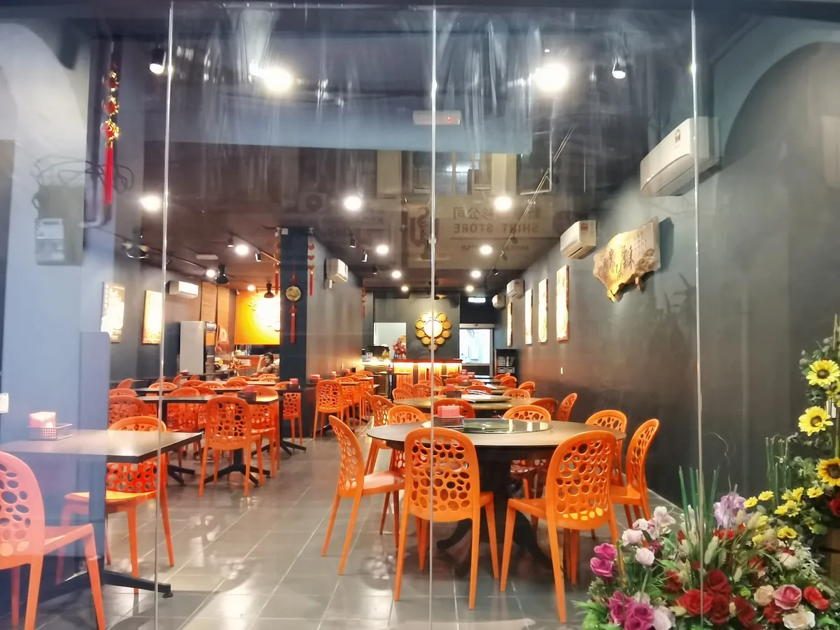 L Kitchen — interior