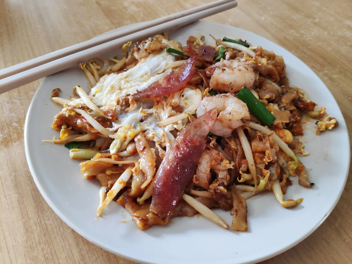 Char koay teow with prawns and lap cheong