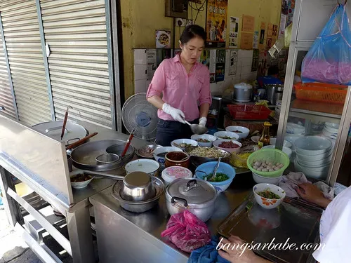 Lam Ah Kopitiam Oh Chien — interior