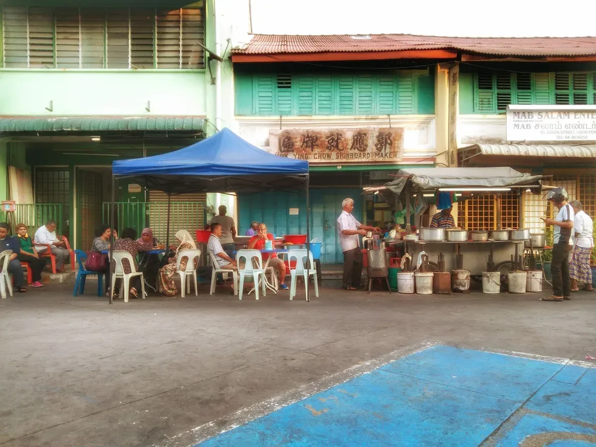 Lebuh Queen street food - Roti Chapati — storefront