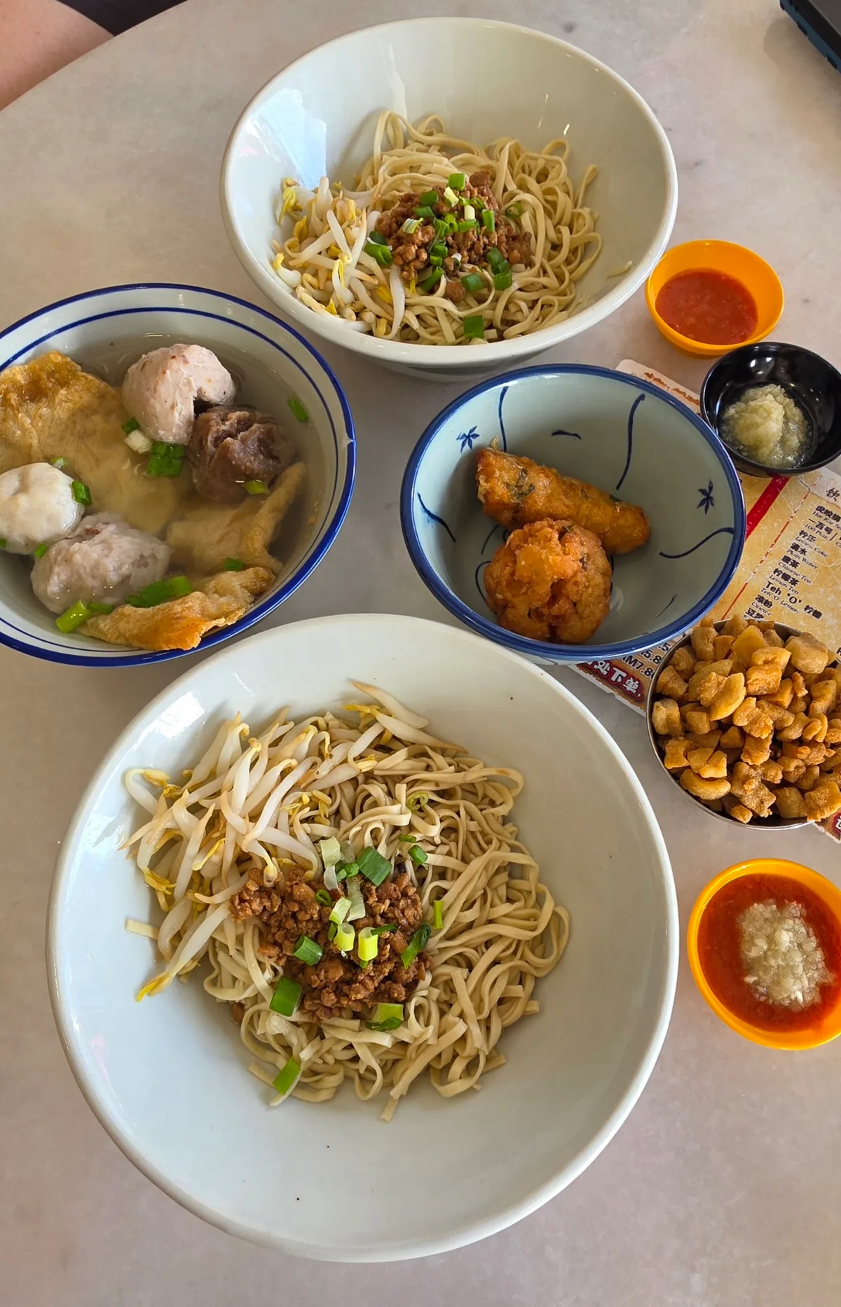 Leekko Hakka Mee — signature dish