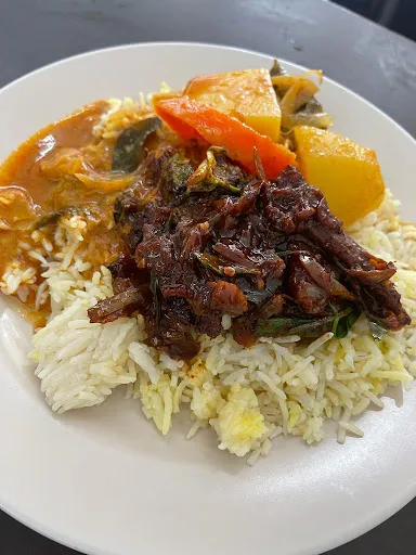 Legacy Lives on at A Ghaffoor Martabak Original — dish