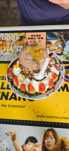 Lily Penang Hill Ice Kacang — dish