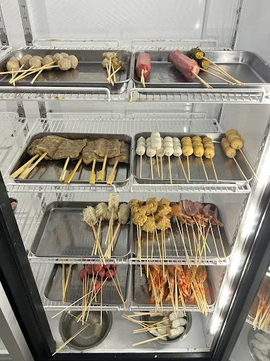 炸串串小食馆 / 夜市Lok Lok — signature dish