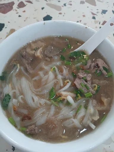 Loo Beef Noodle — signature dish