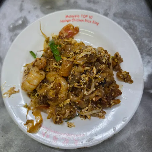 Lorong Selamat Char Koay Teow — signature dish