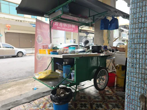 Lorong Seratus Tahun Curry Mee (Original) — storefront