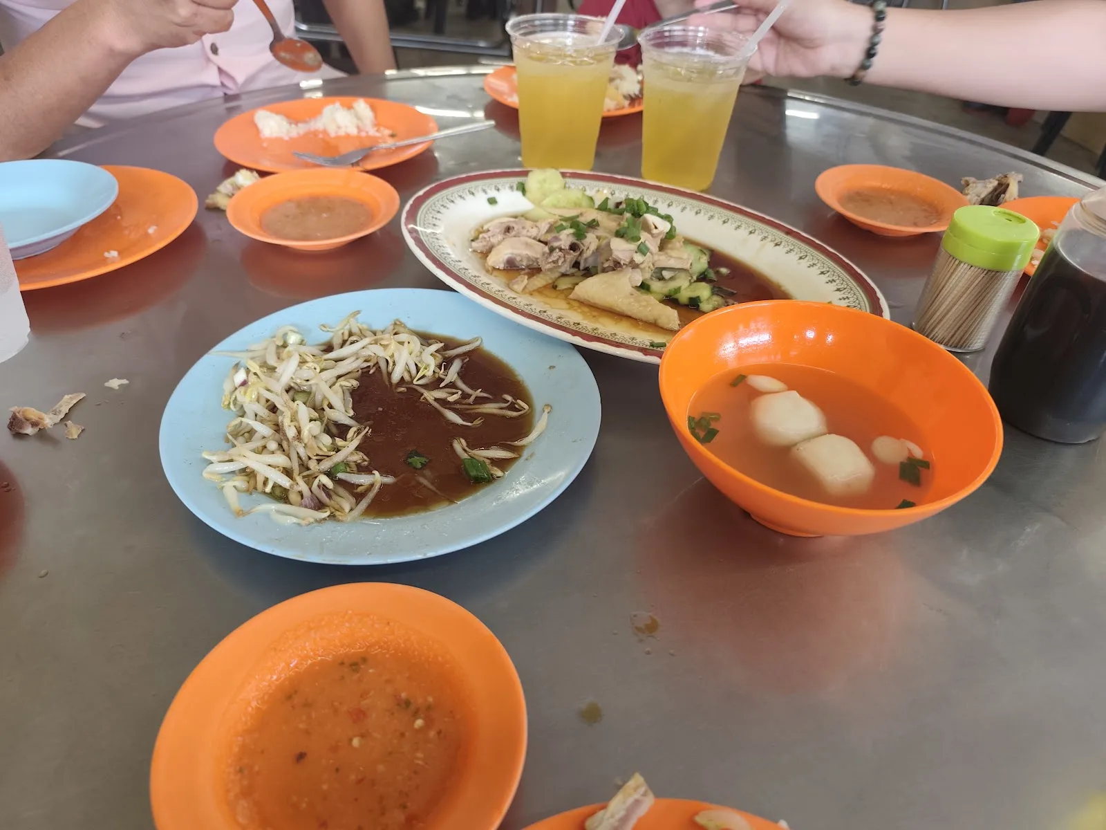 Restoran Tauge Ayam Lou Wong — dish