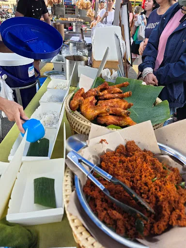 Macallum Street Night Market — dish