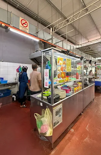 Mamu Maggi Goreng — interior