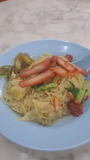 Maria's Sui Kow Wan Tan Mee — signature dish