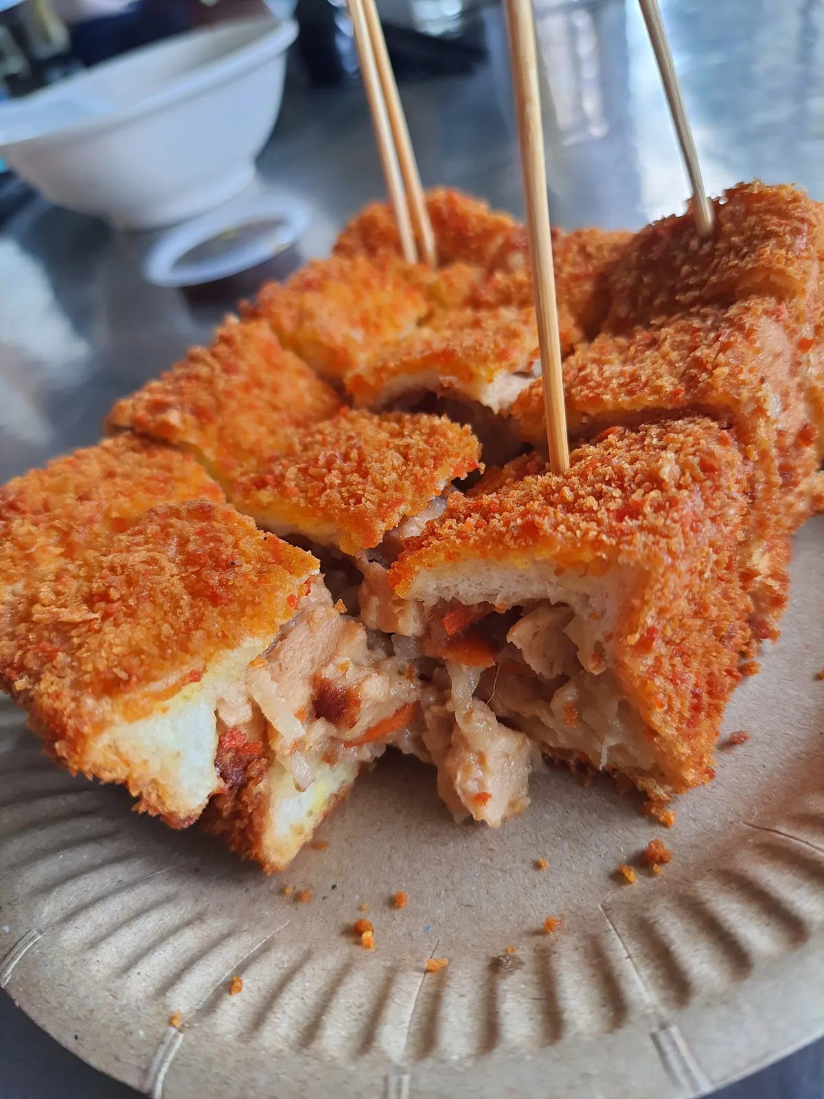 Crispy roti babi