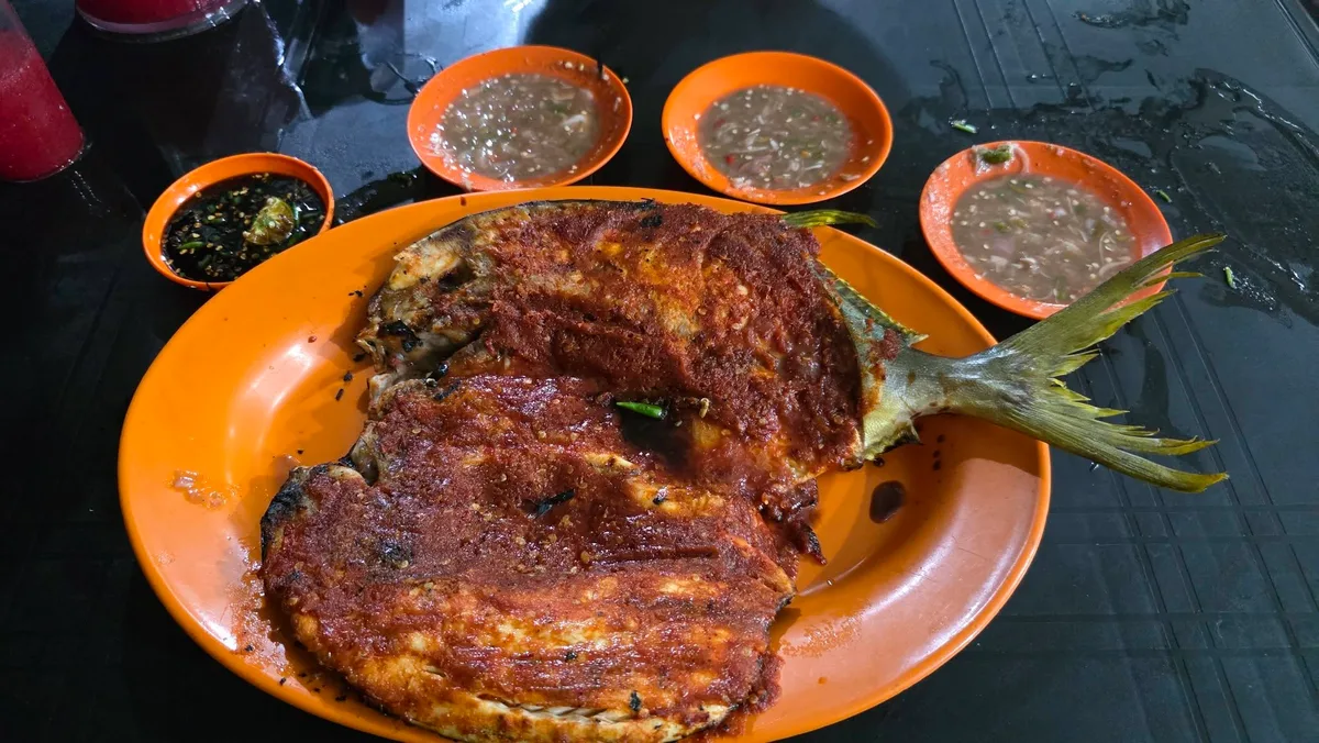 Grilled fish (ikan bakar)