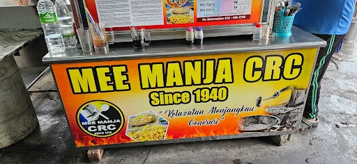 Mee Goreng CRC — signage