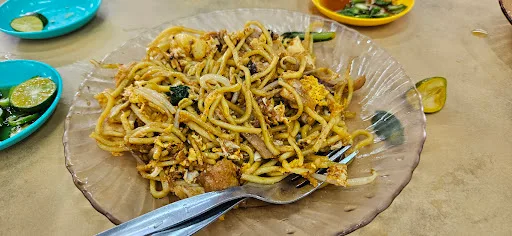 Mee Goreng CRC — signature dish
