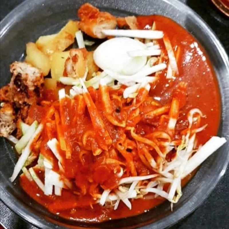 Mee Goreng Dan Rojak Silibin — signature dish