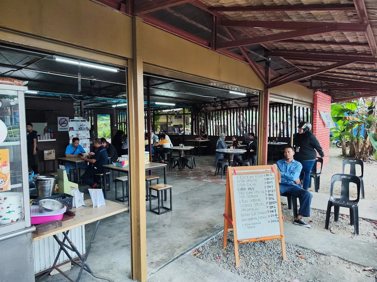 Mee Ketam Sedap — interior