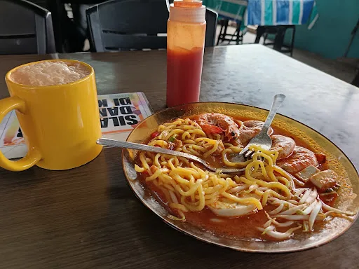 Mee Rebus Faisol — signature dish