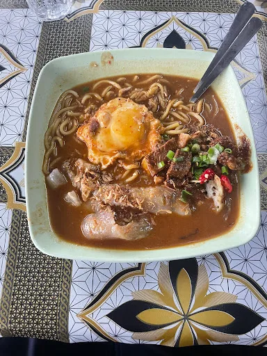 Mee Rebus Mama — signature dish
