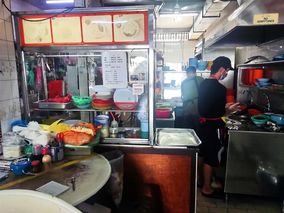 The hor fun stall at the back of the shop