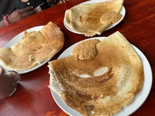 Michael & Devi Cafe — dish