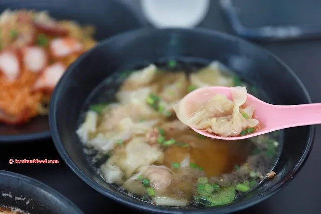 Wonton soup
