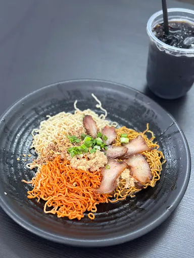 MM Sarawak Kolomee — dish