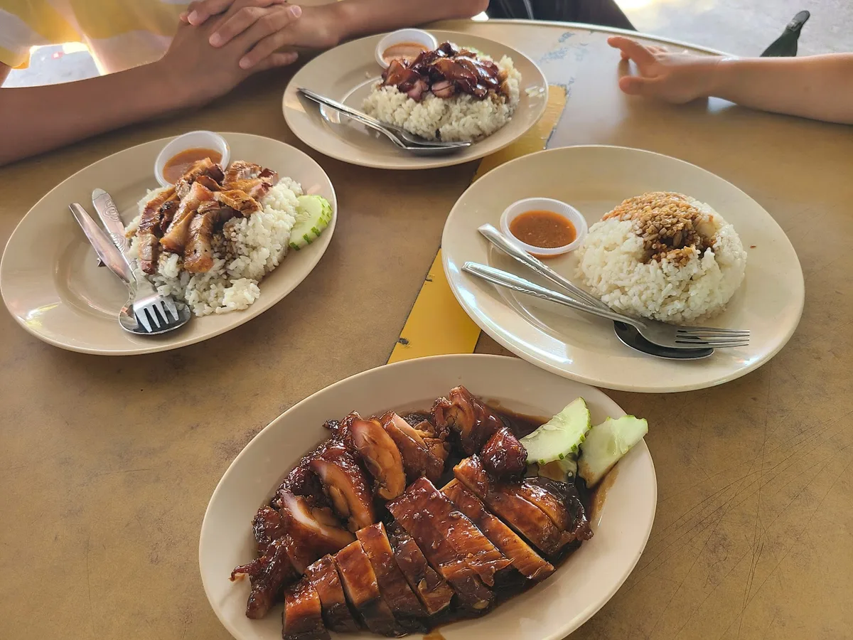 Mount Erskine Ah Siang chicken rice — signature dish