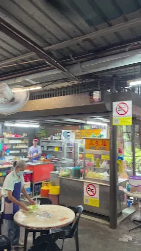 Mt Erskine Night Curry Mee — interior