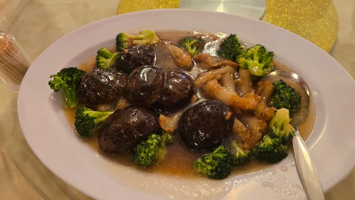 Mun Choong Seafood Restaurant (Pusing Public Restaurant) 民眾酒家 — signature dish