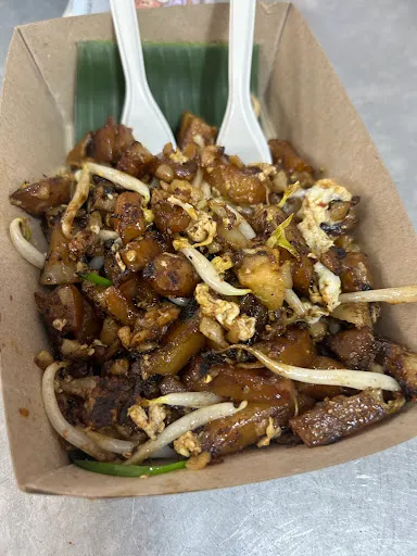 Muscle Man Char Koay Kak — dish